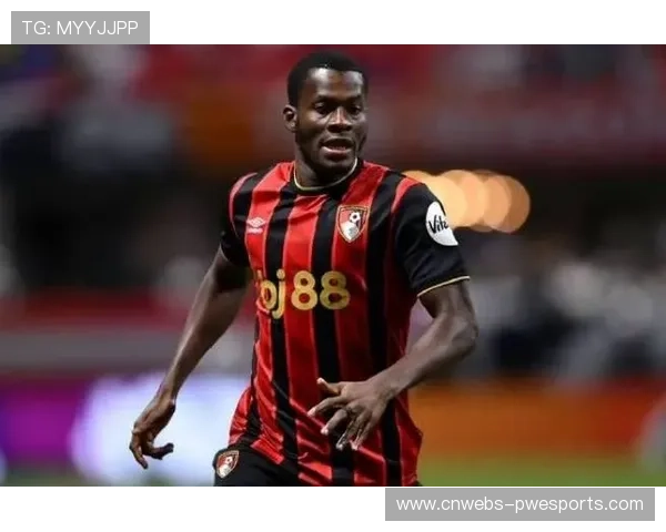 布伦特福德边锋沙德蹬踏犯规直红离场，球队十人应战